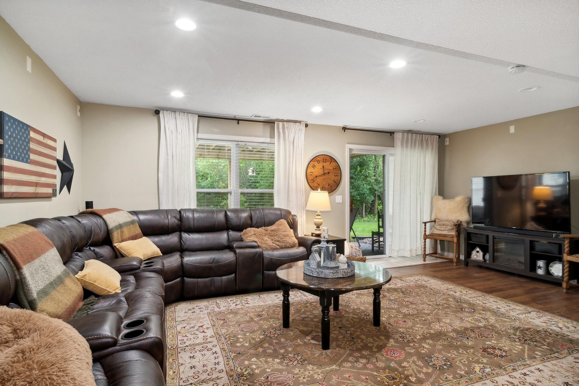 835 Newberry Lane