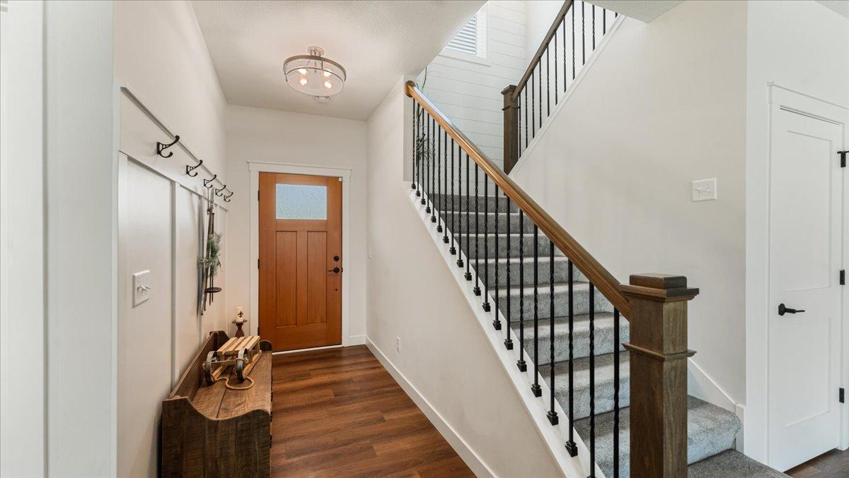 6439 W Laketowne Drive