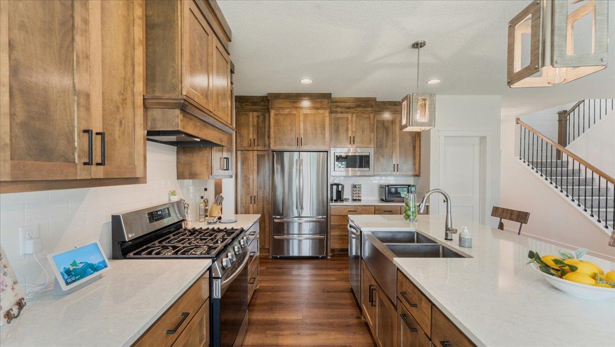 6439 W Laketowne Drive