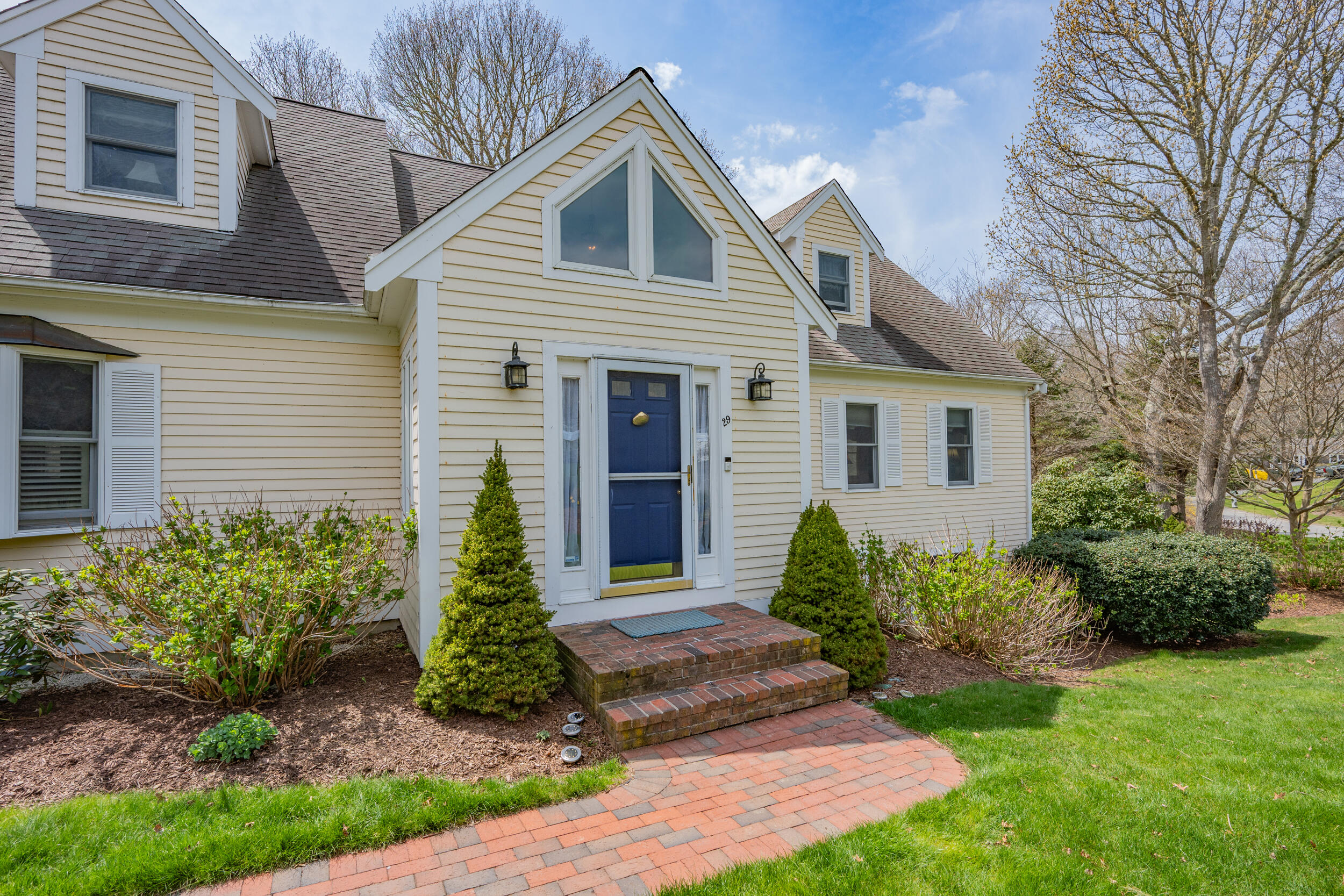 29 Water View Circle