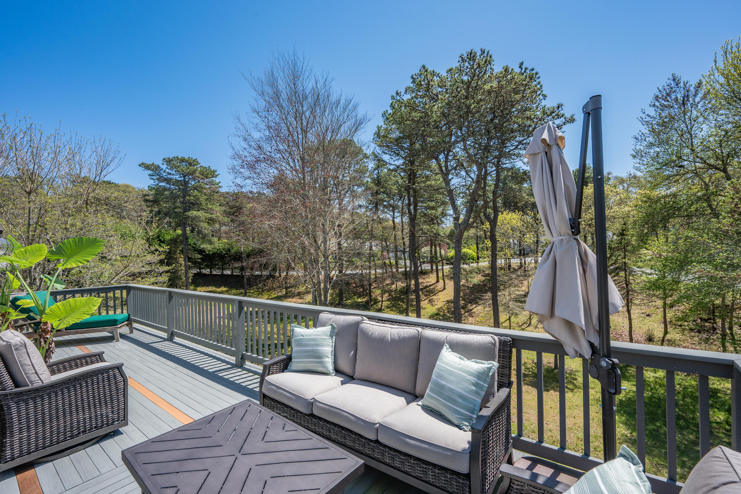 55 Winterset Drive