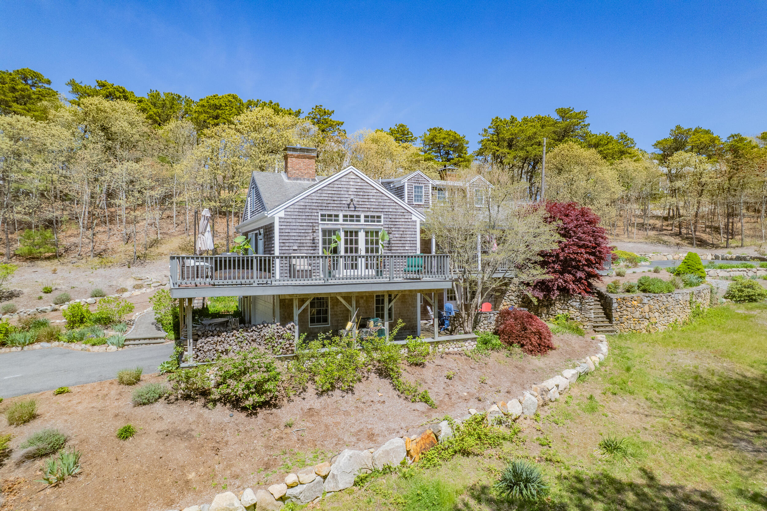 55 Winterset Drive