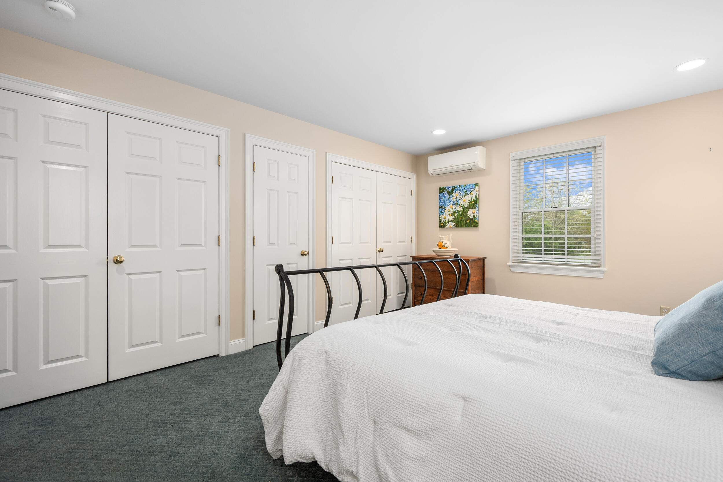 55 Winterset Drive