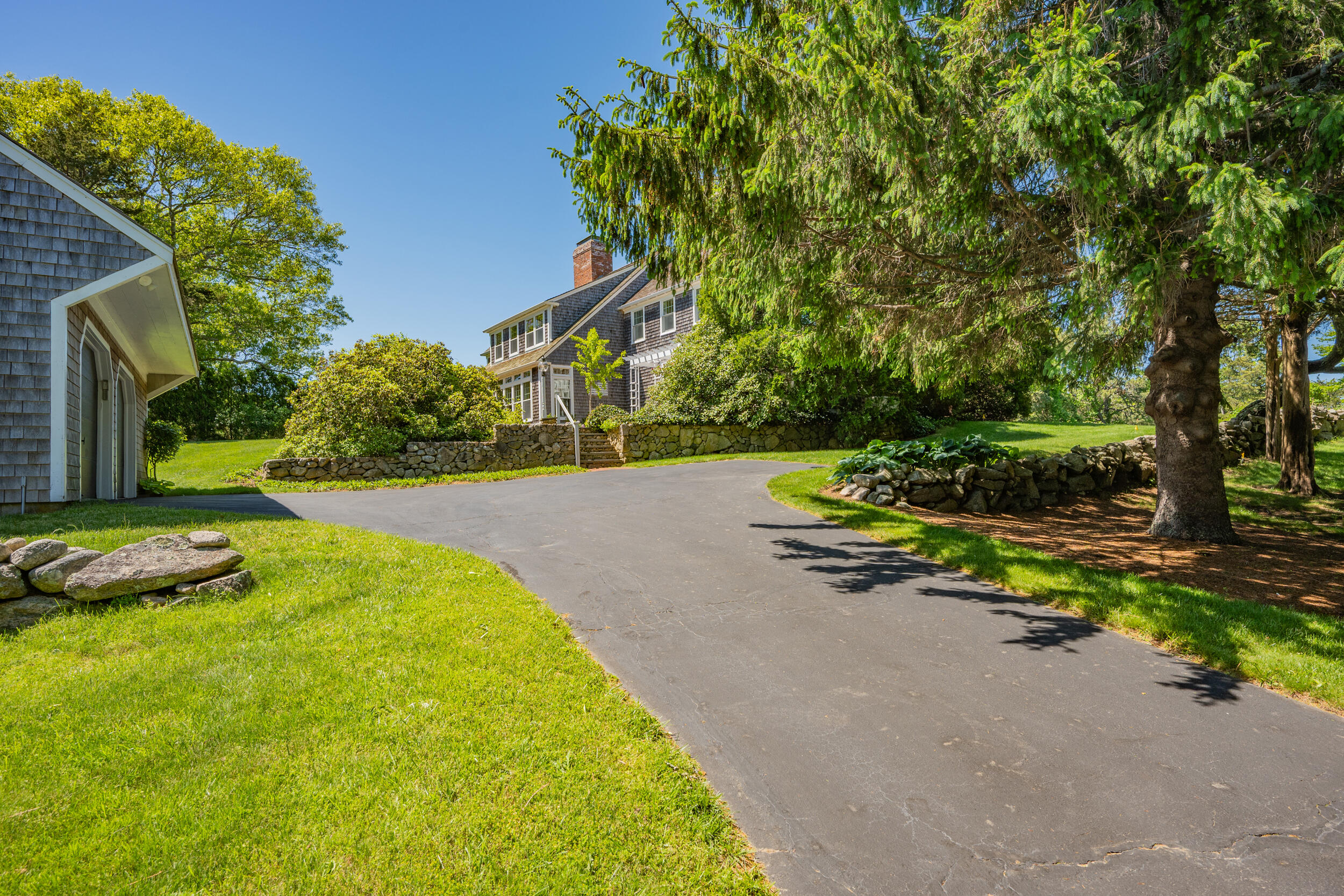 91 Allyn Lane