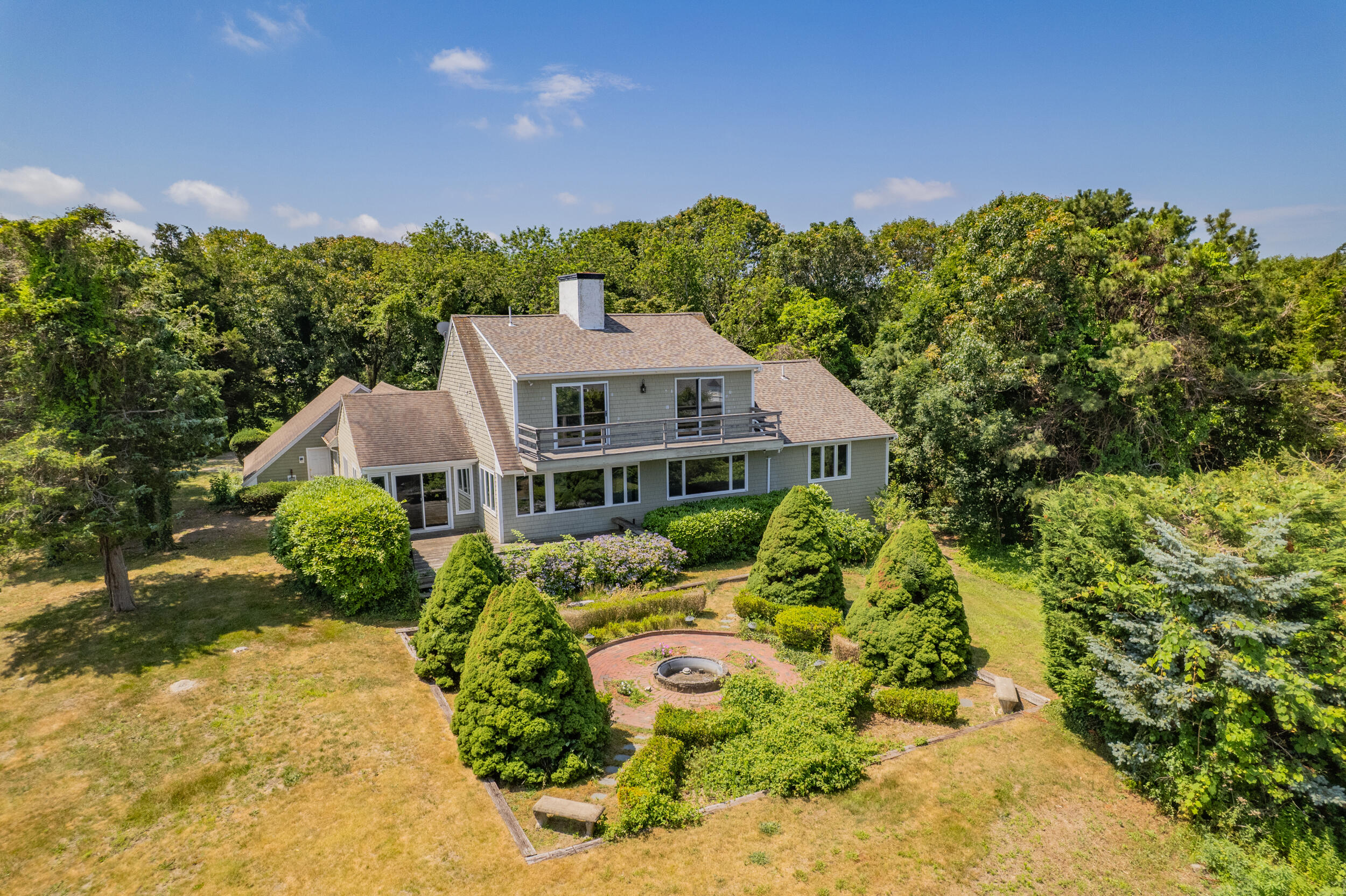 93 Harris Meadow Lane