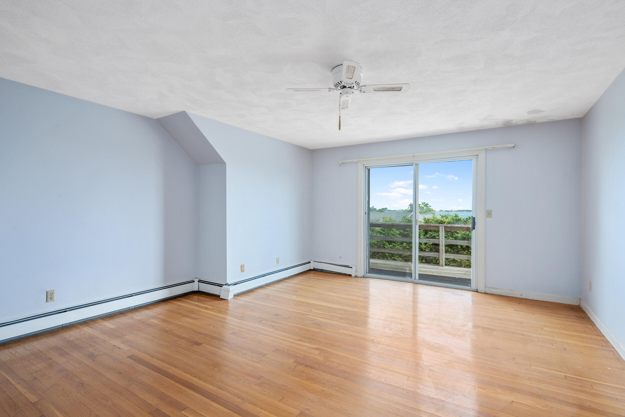93 Harris Meadow Lane