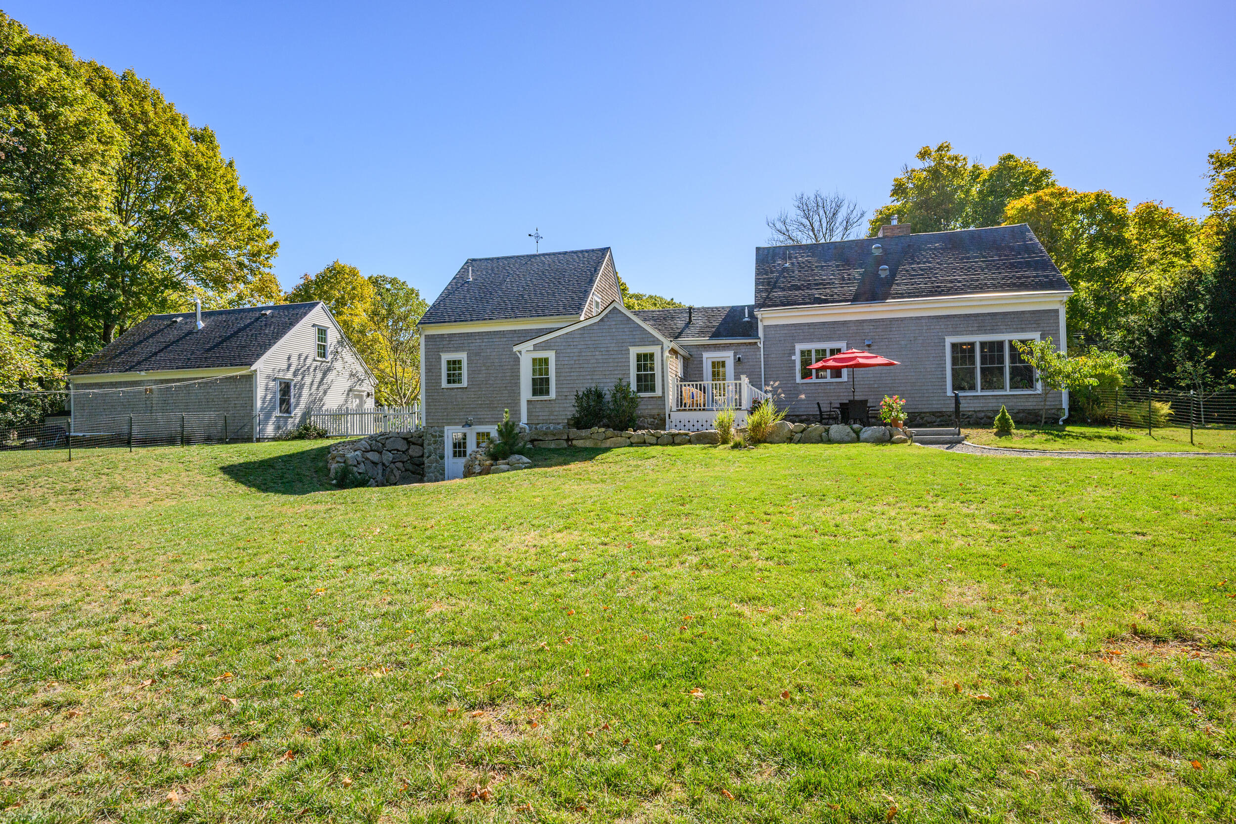 2070 Main Street, West Barnstable