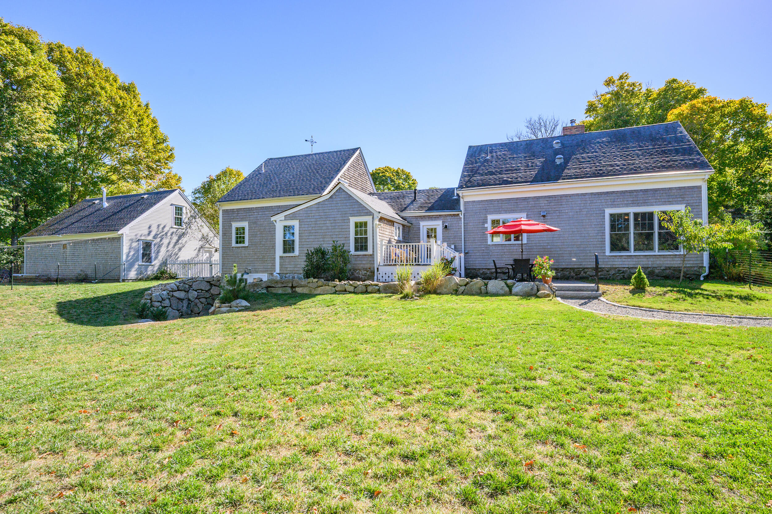 2070 Main Street, West Barnstable
