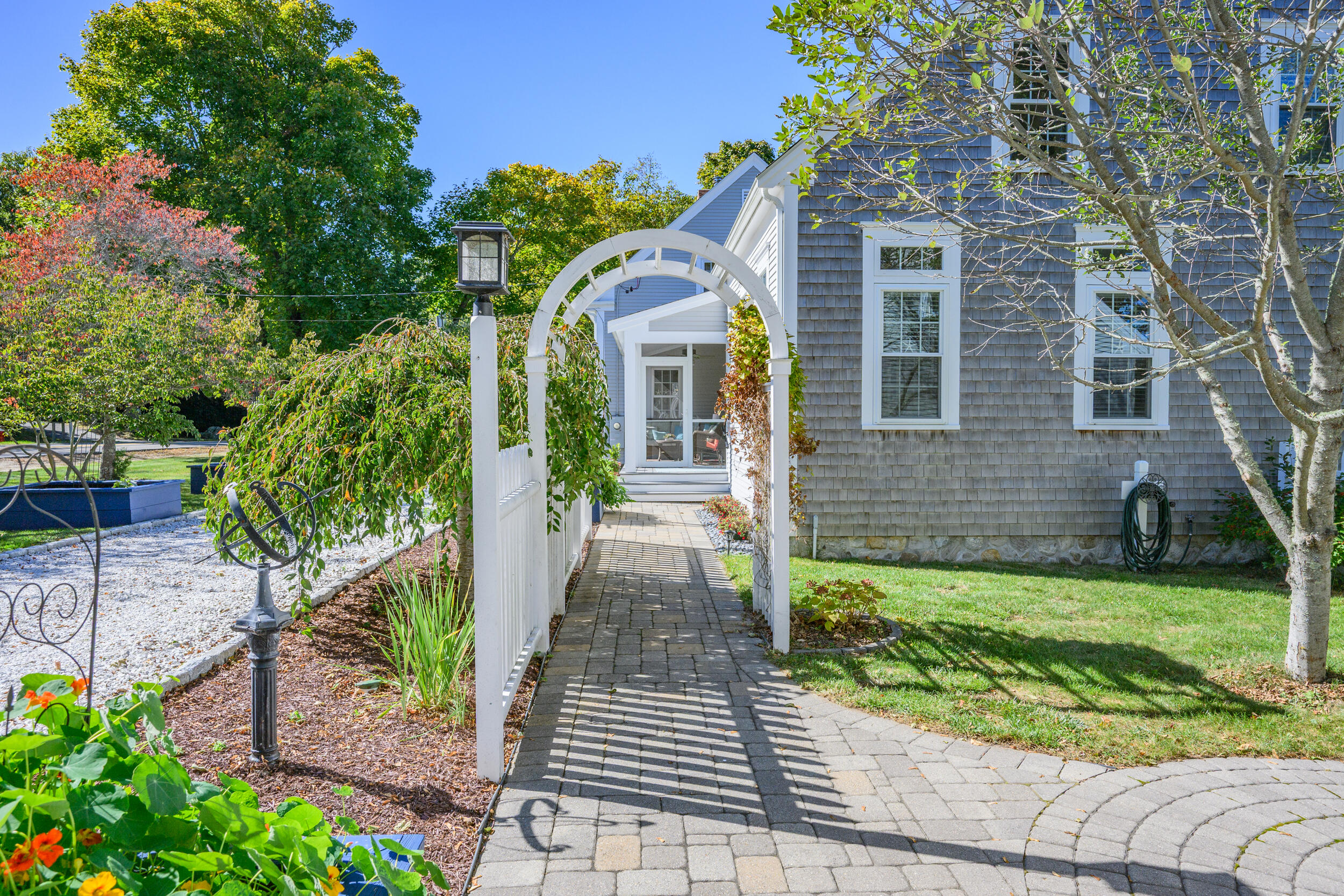 2070 Main Street, West Barnstable