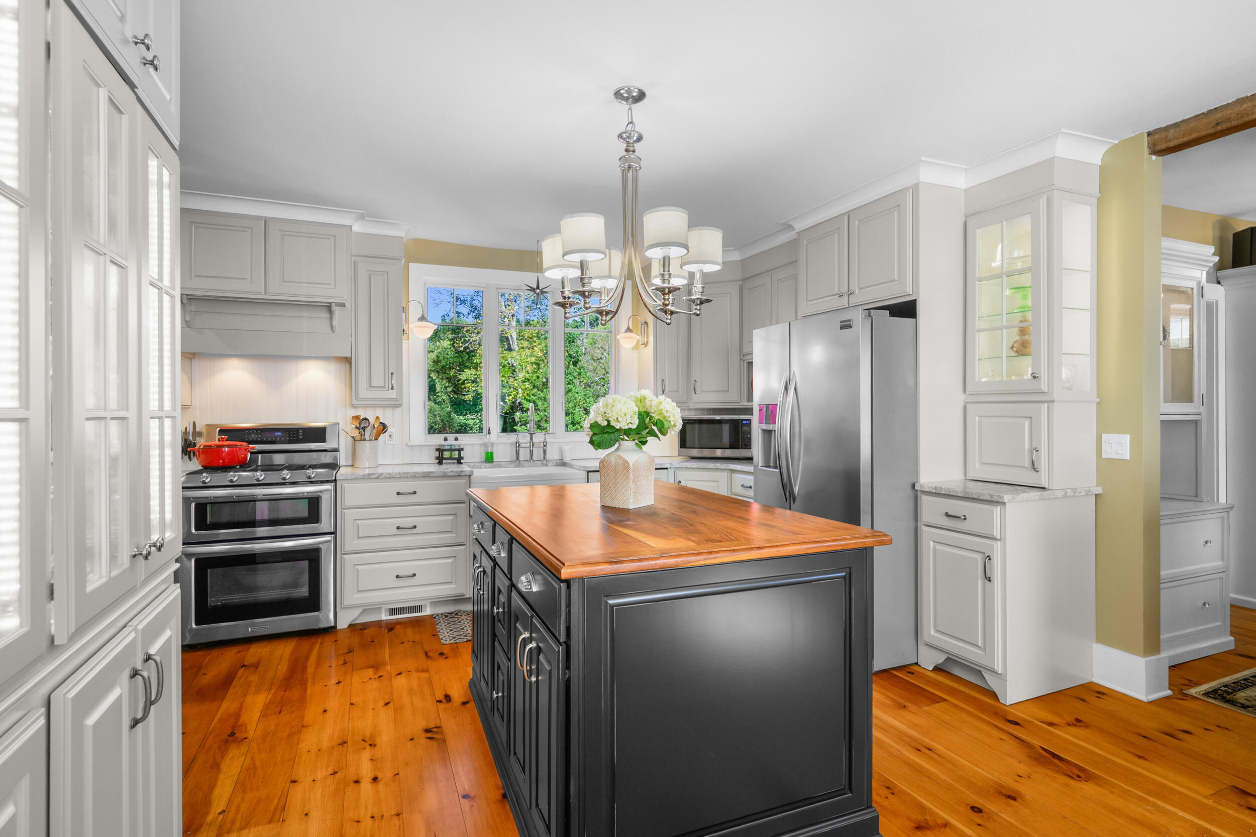 2070 Main Street, West Barnstable