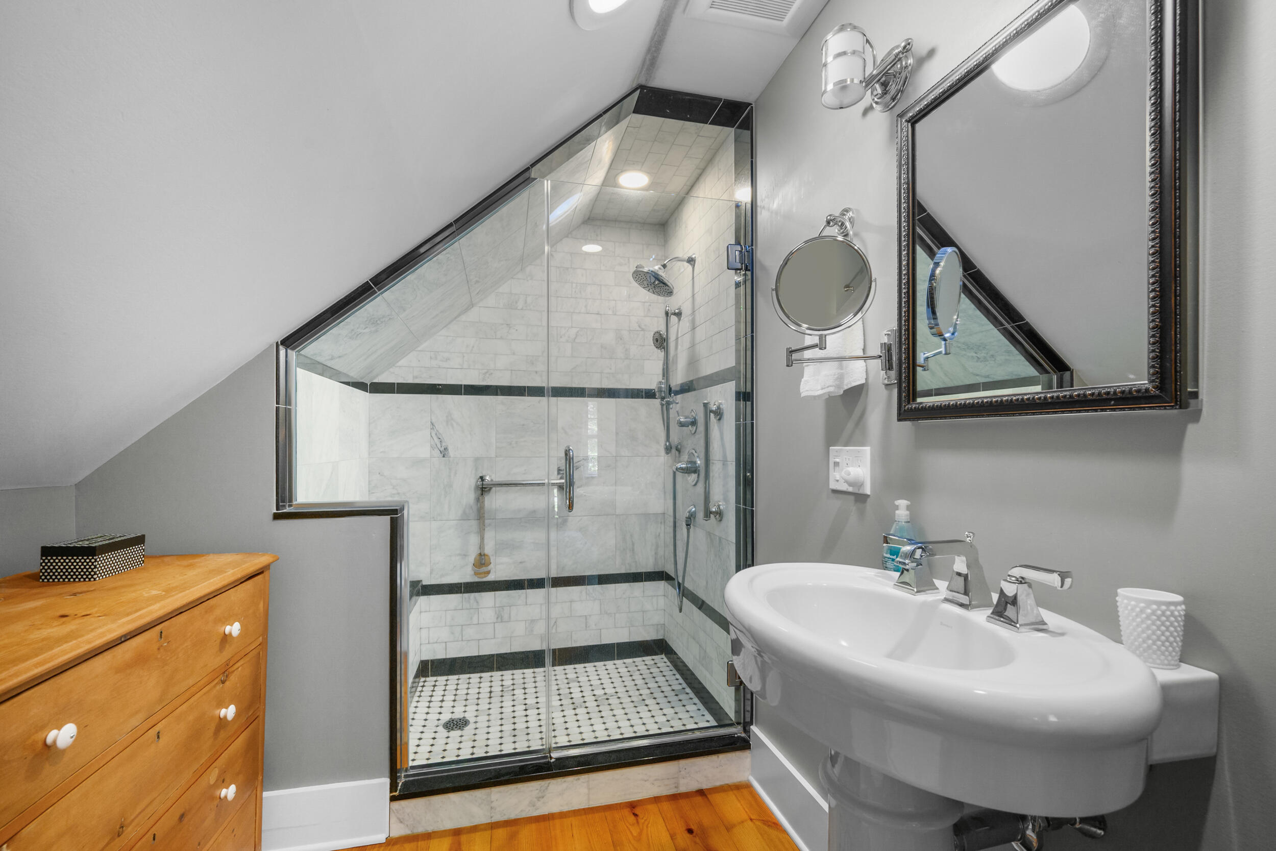 2070 Main Street, West Barnstable