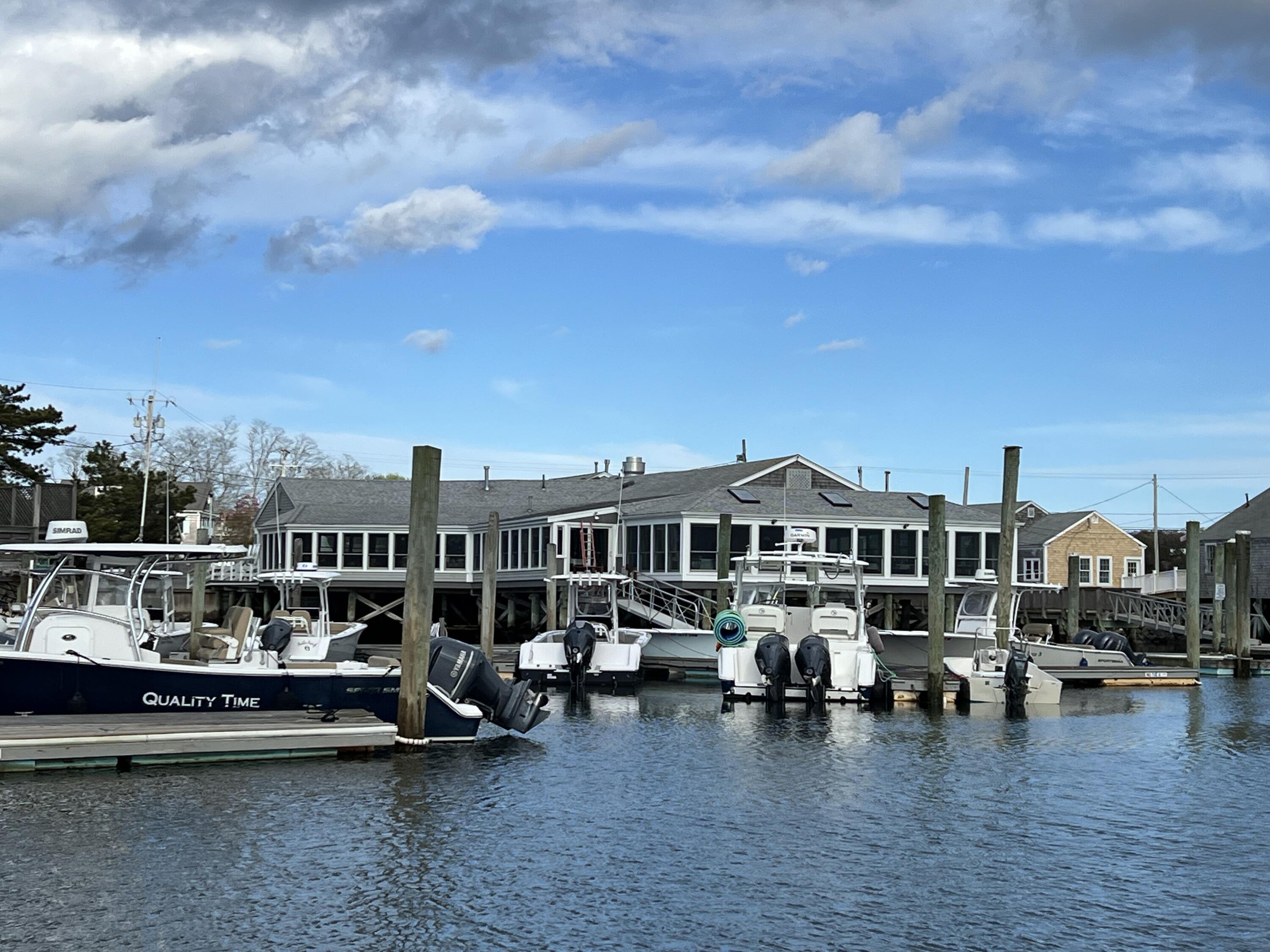 1586 Hyannis-Barnstable Road