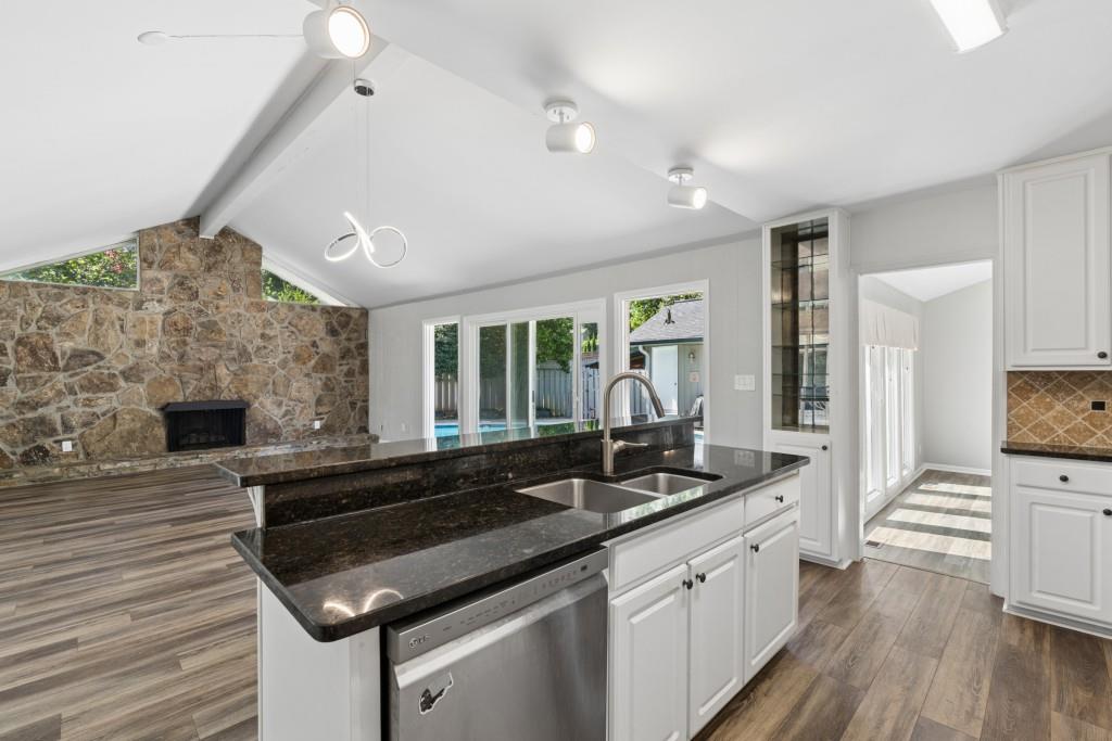 746 Hillwood Drive