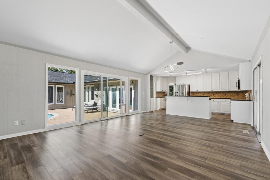 746 Hillwood Drive