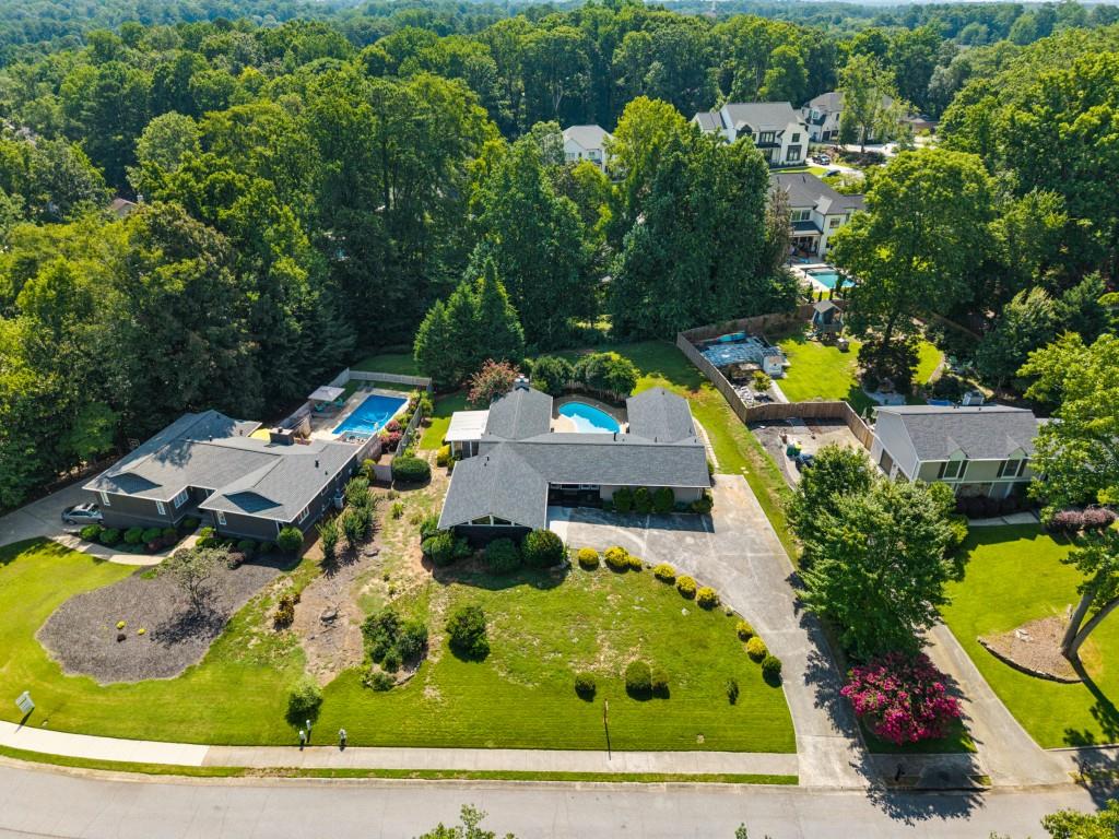 746 Hillwood Drive