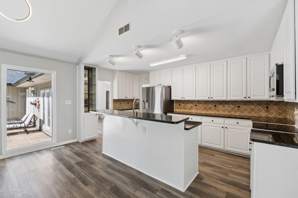 746 Hillwood Drive