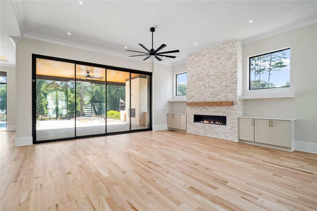 746 Hillwood Drive