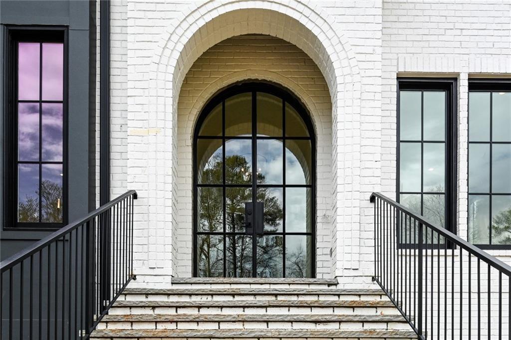 746 Hillwood Drive