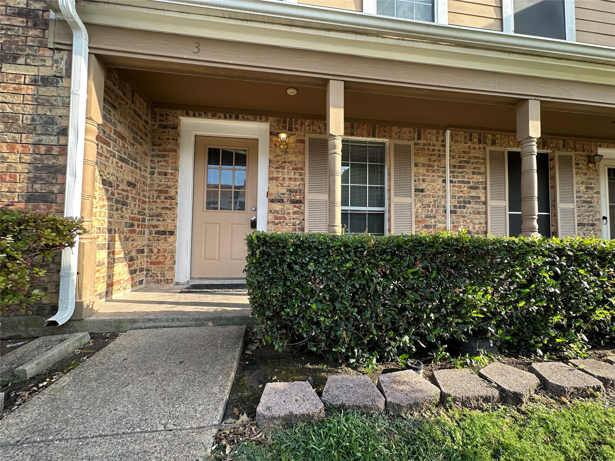 703 Lee Street 3A