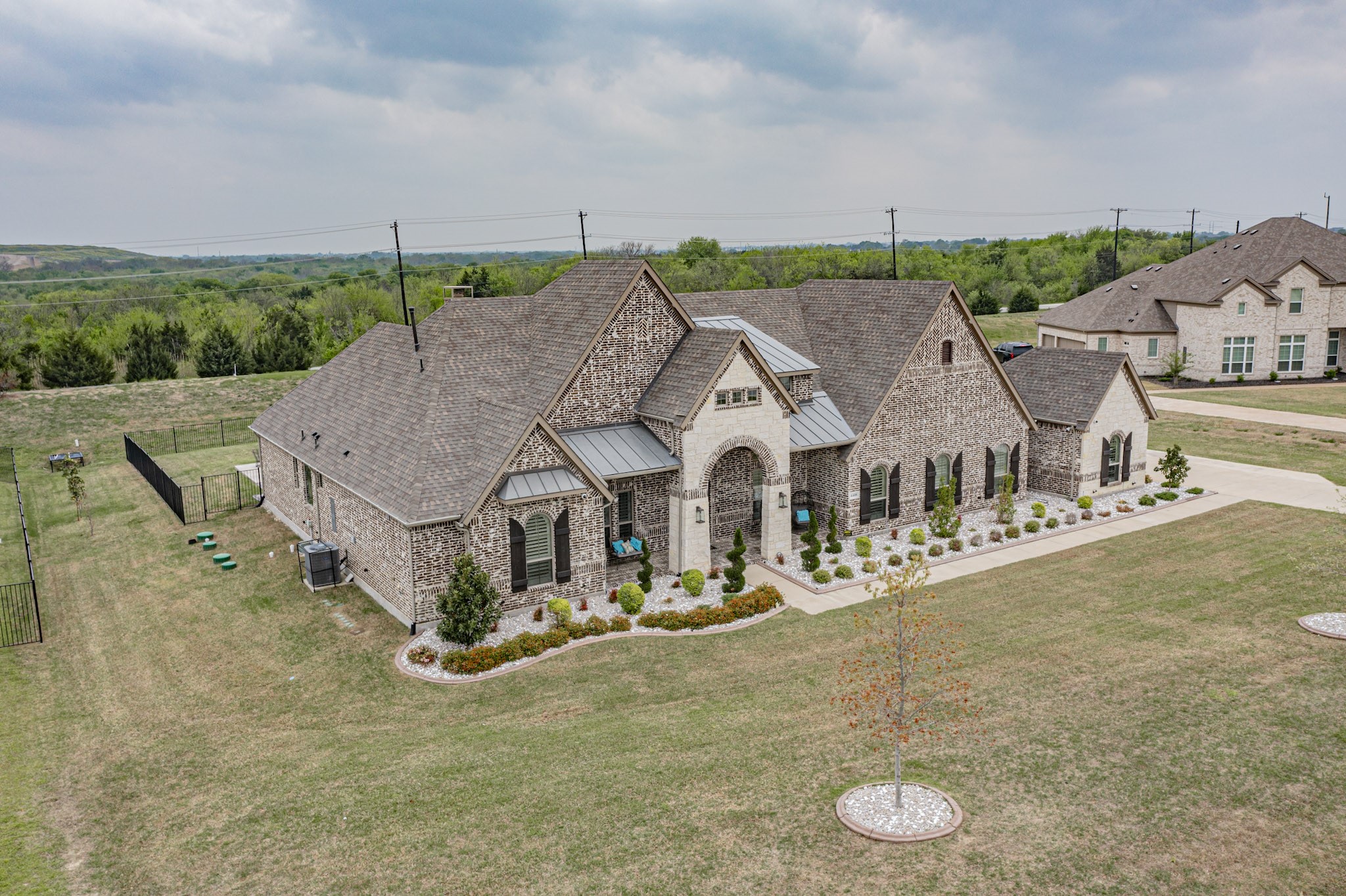 4408 Aiken Trail