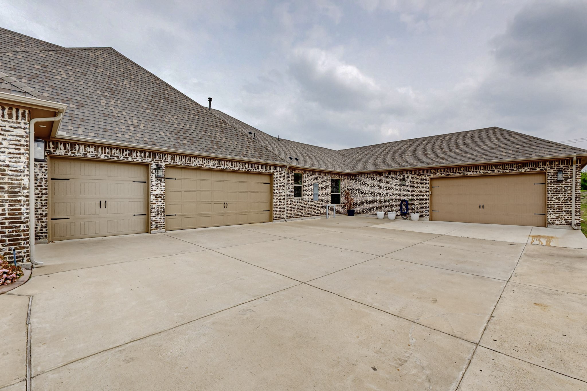 4408 Aiken Trail