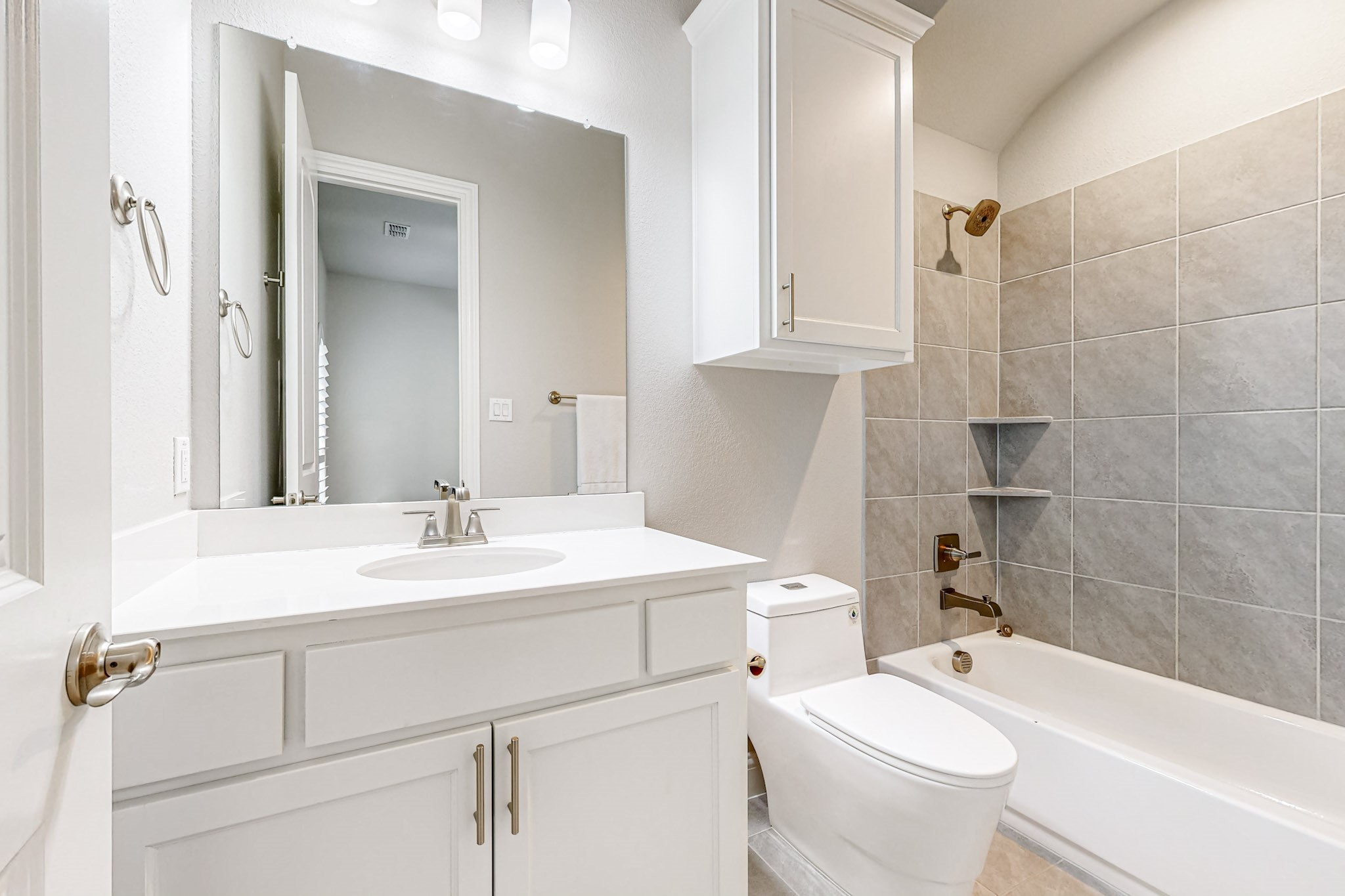 4408 Aiken Trail