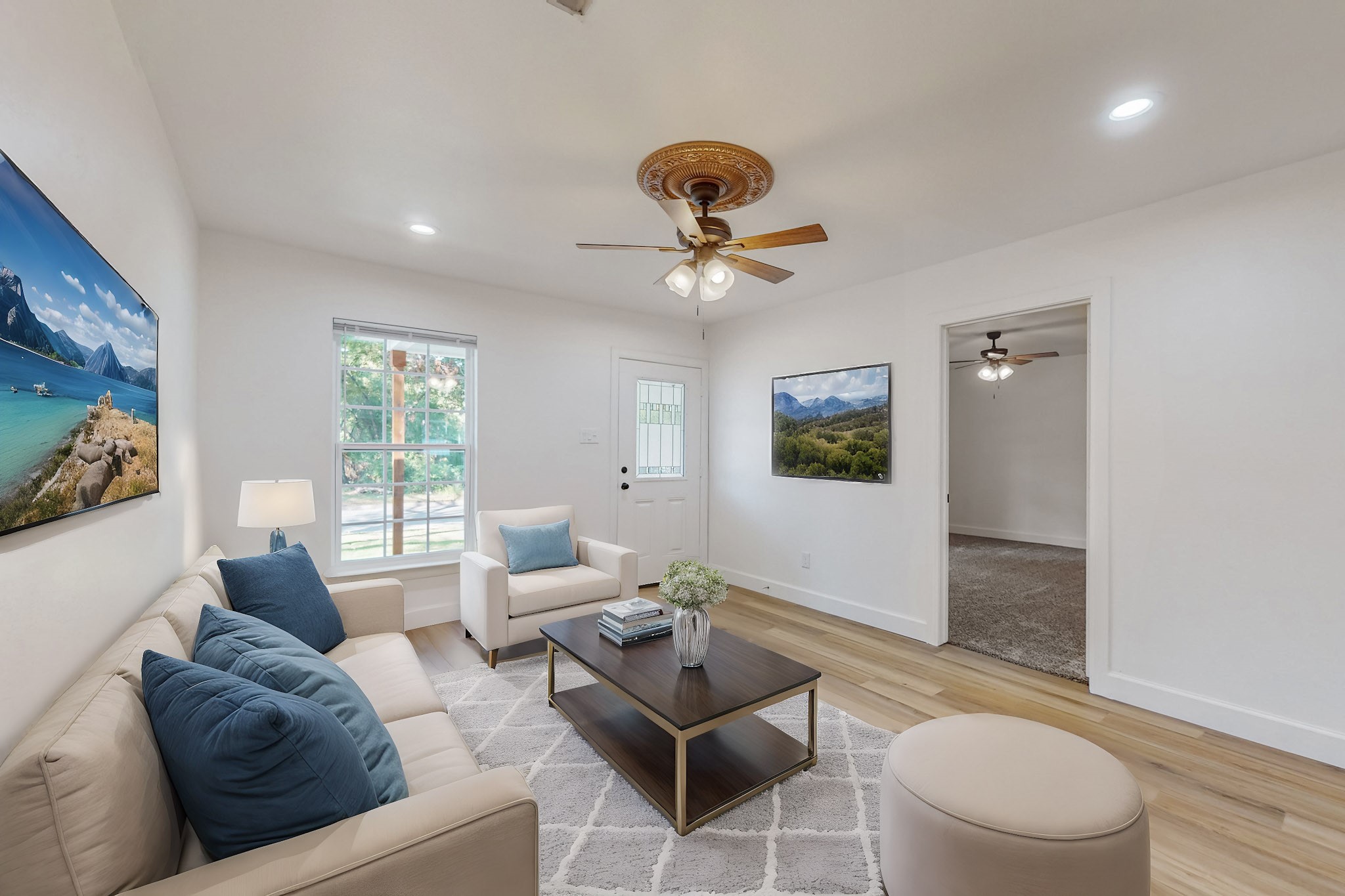 203 W Alamo Street