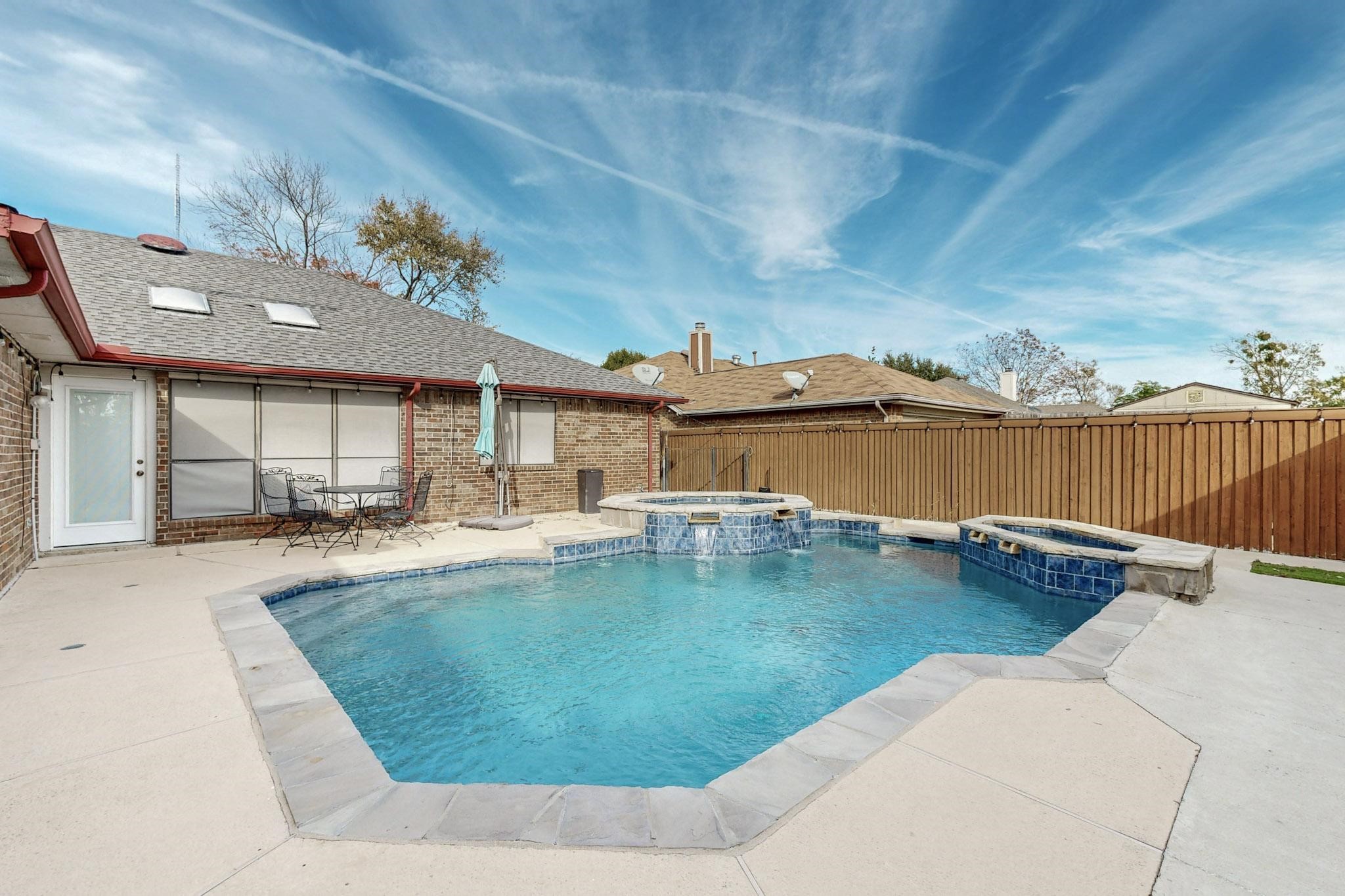 4506 Westlake Drive