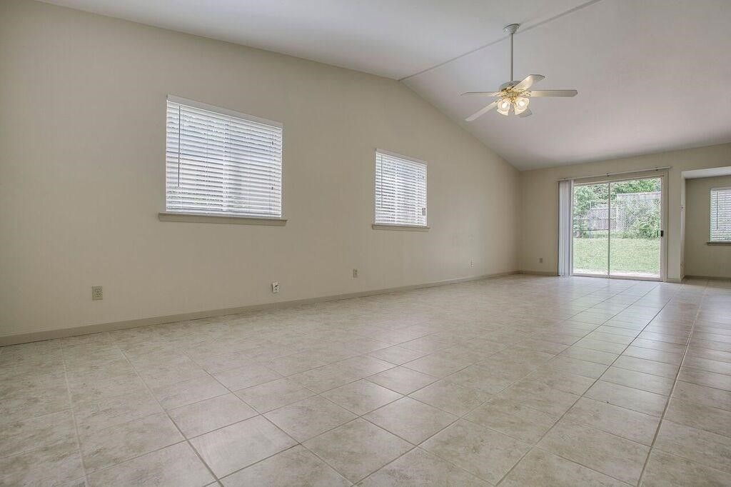 1723 Windchime Drive