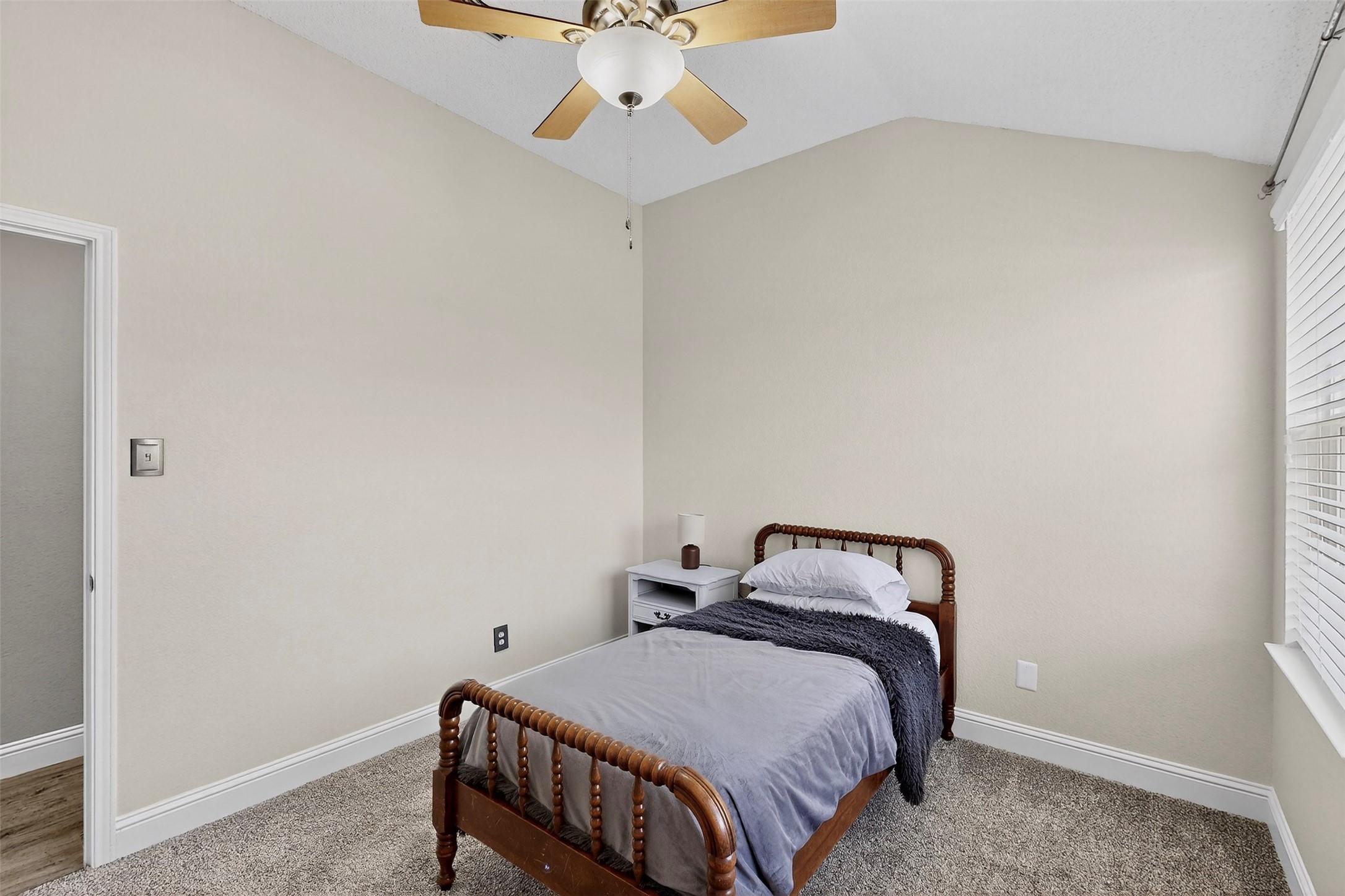 125 Ashbrook Trail