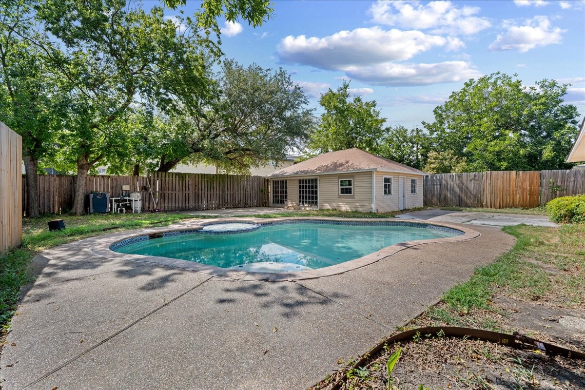 3105 Marydale Road