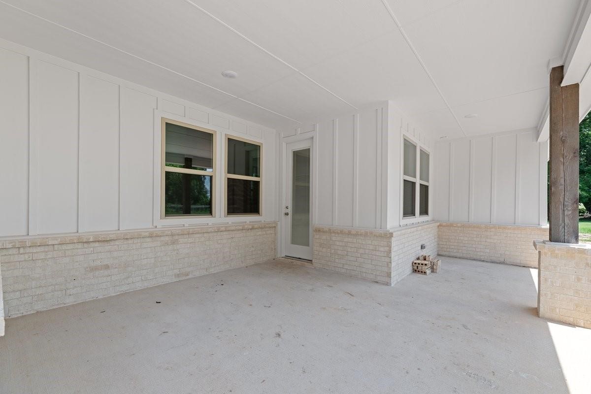 180 Nix Drive