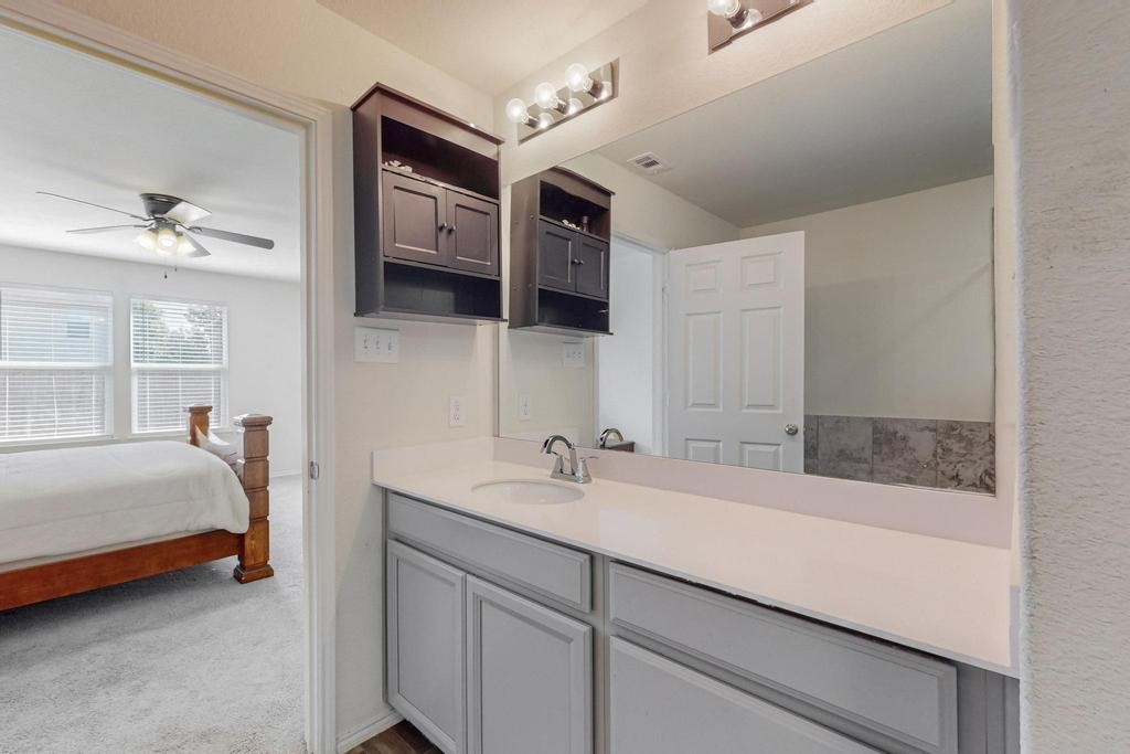 1103 Brazoria Road