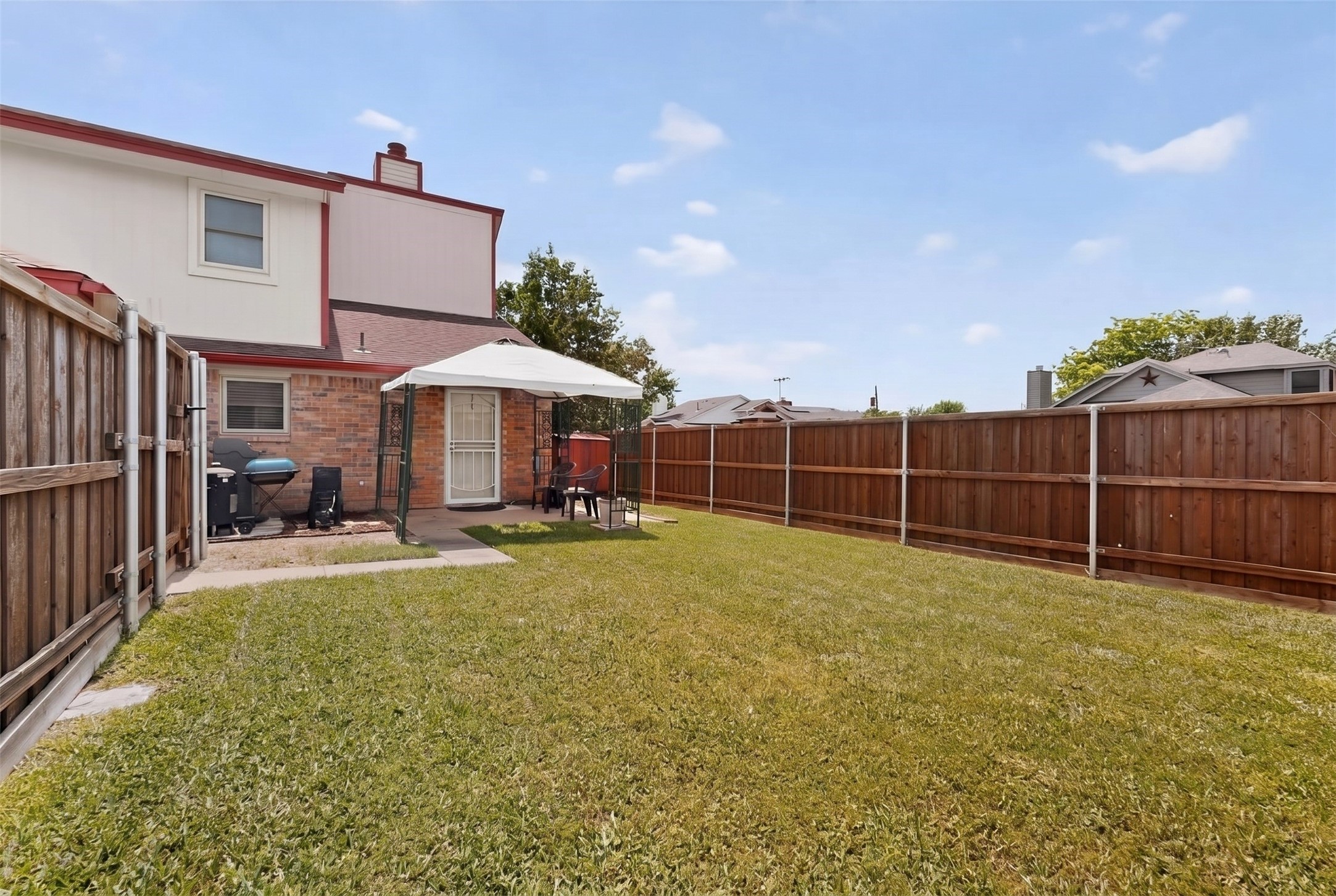 11801 Avery Lane