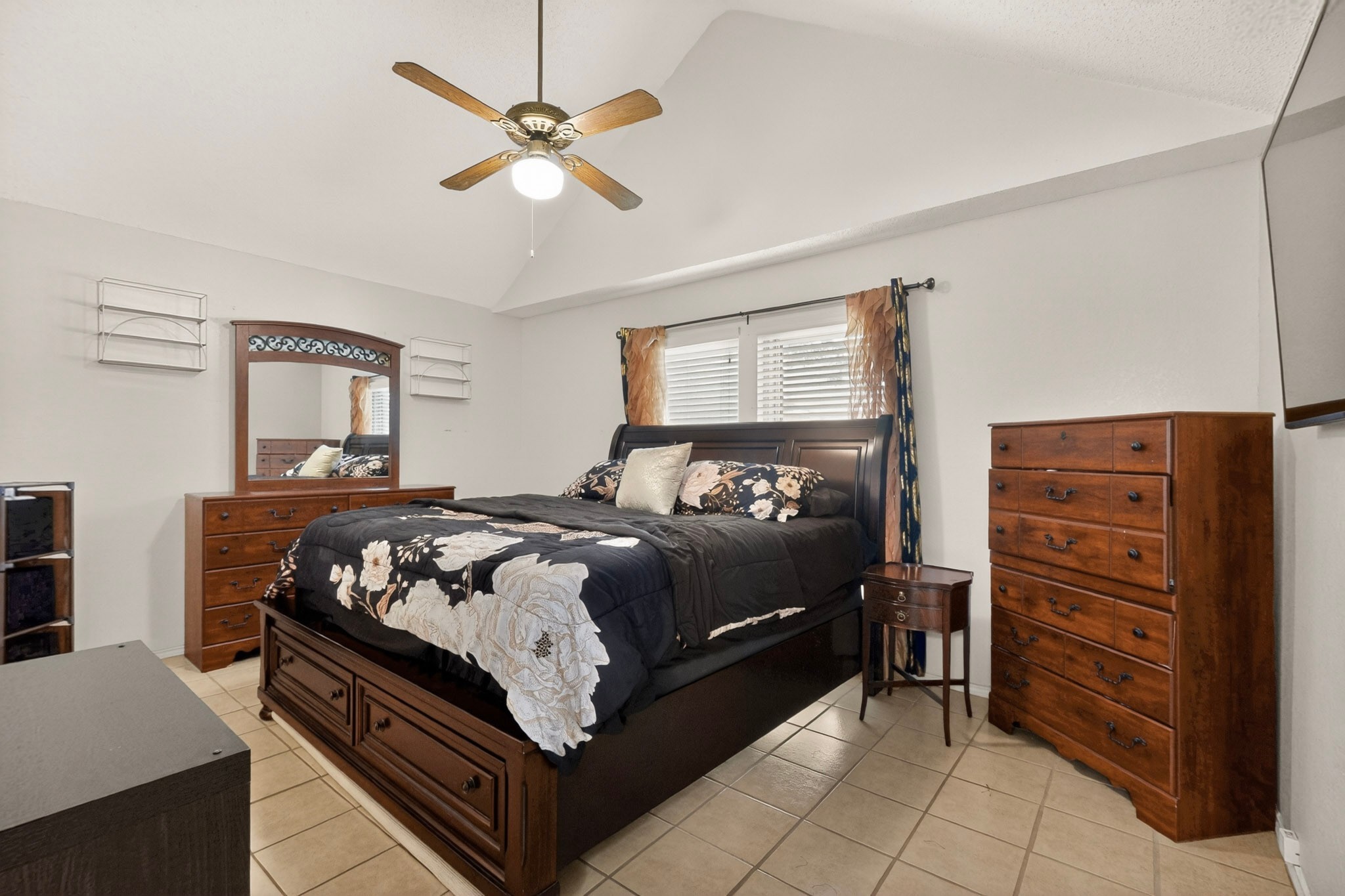 11801 Avery Lane