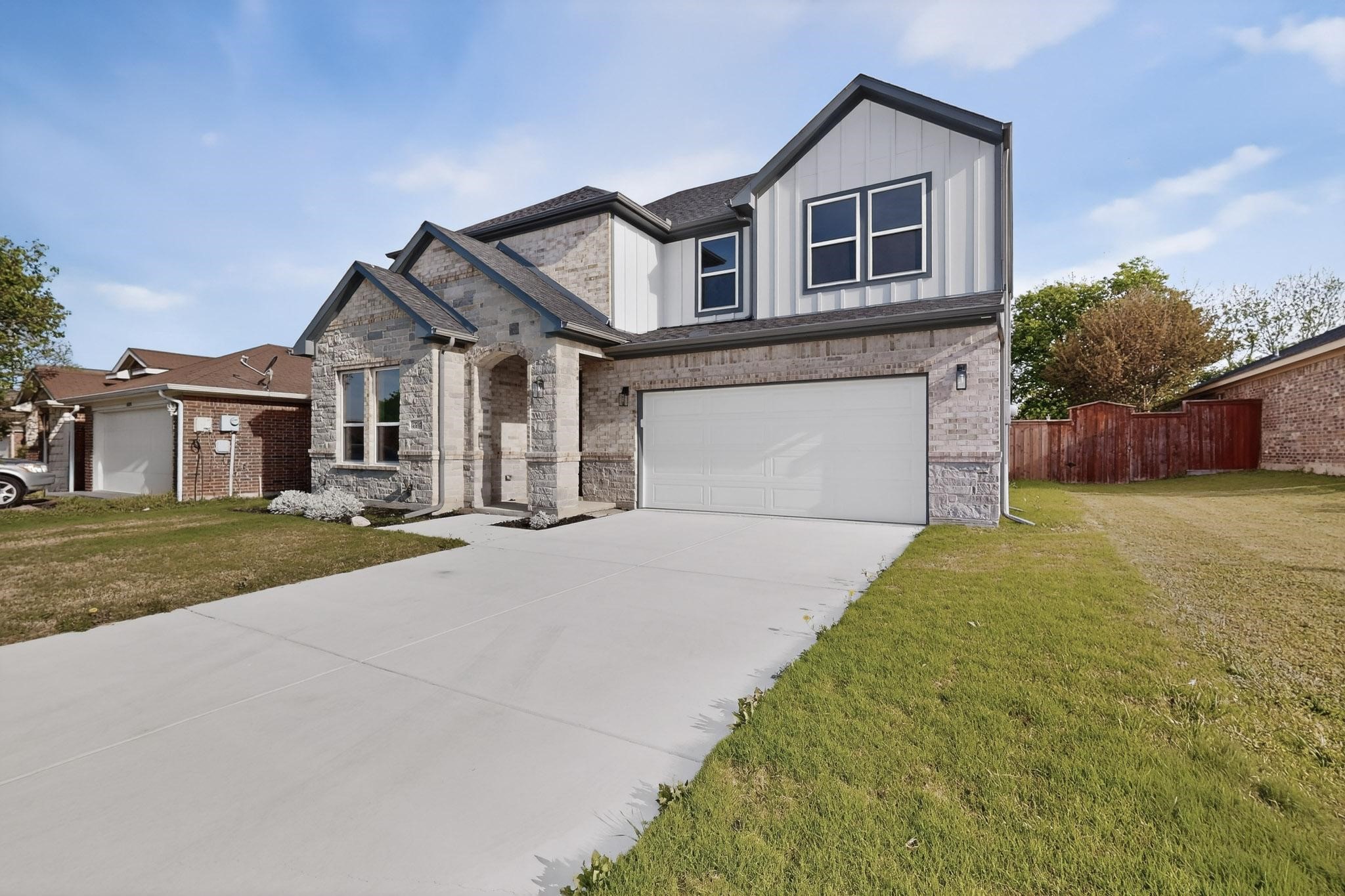 6810 Windward View Drive