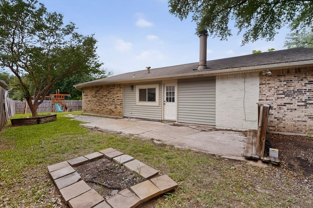 4329 Thicket Drive