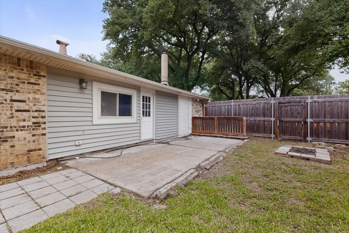 4329 Thicket Drive