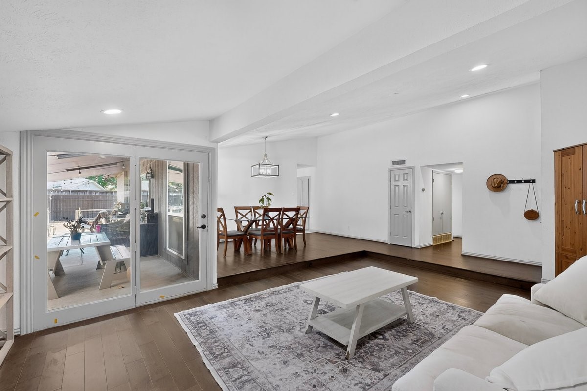 10854 Villa Haven Drive