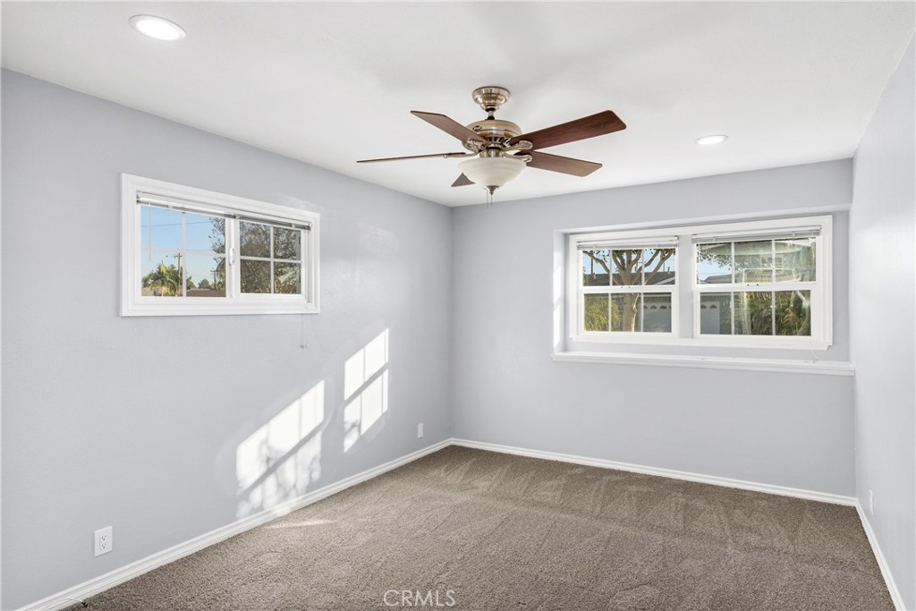 2427 E Normandy Drive