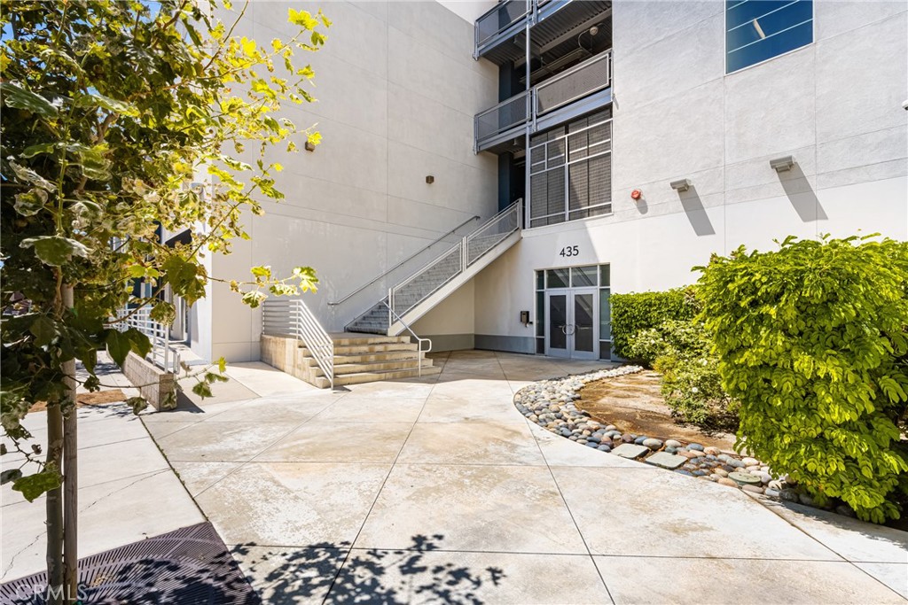 435 W Center Street Promenade 201