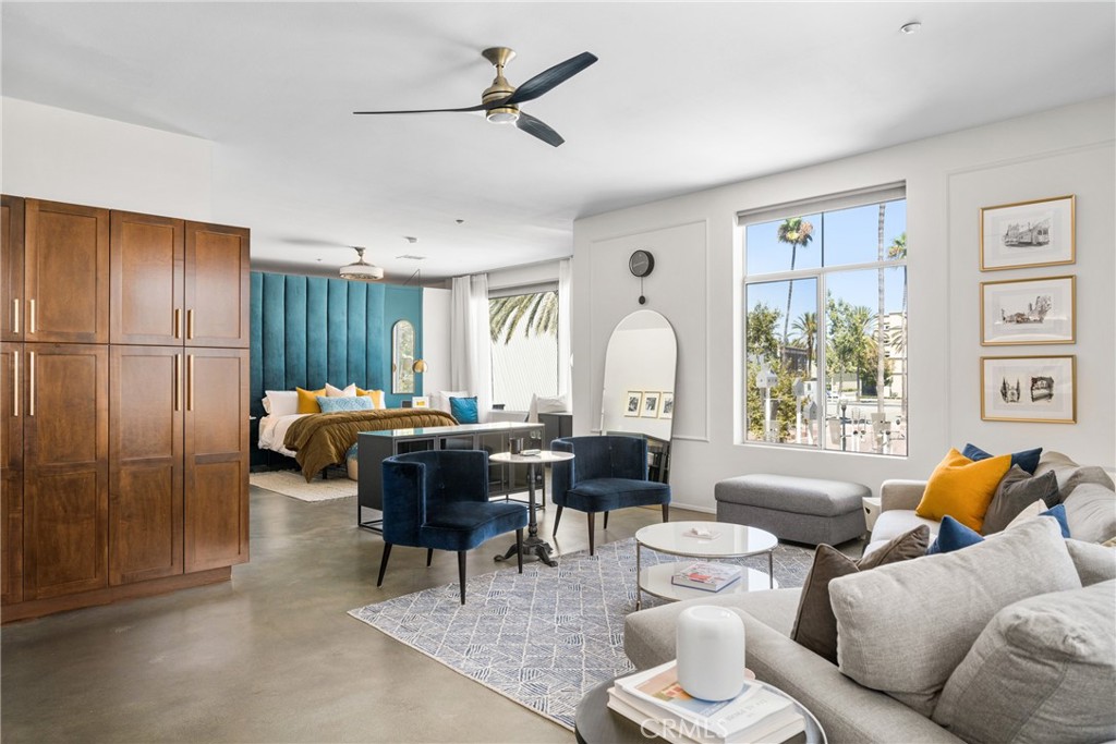 435 W Center Street Promenade 201