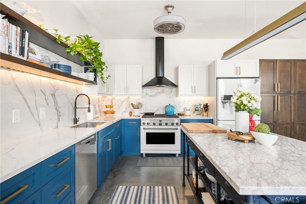 435 W Center Street Promenade 201