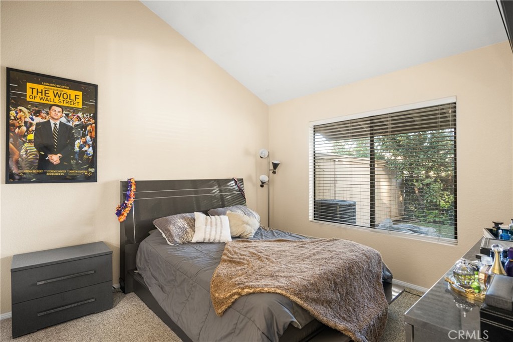 932 S Laurelwood Lane 4