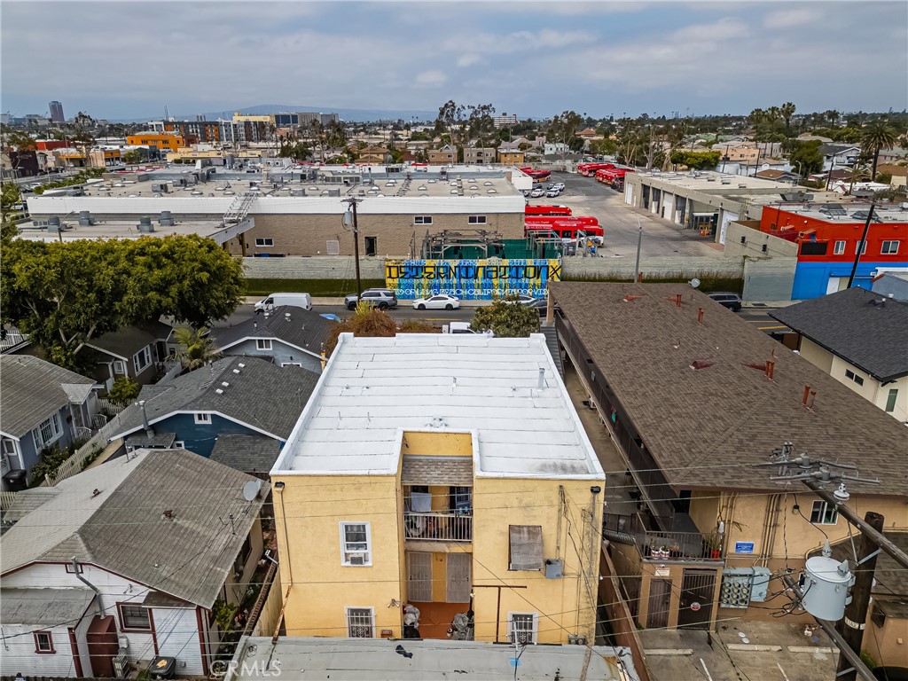 1364 Cherry Avenue