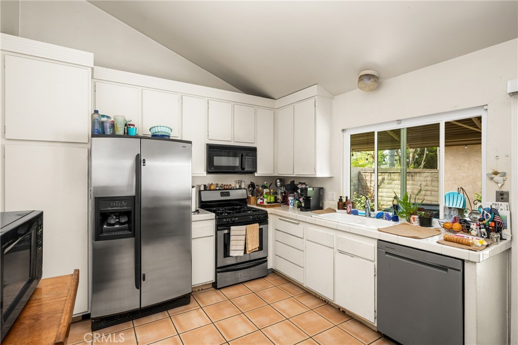 1112 1114 Napa Street