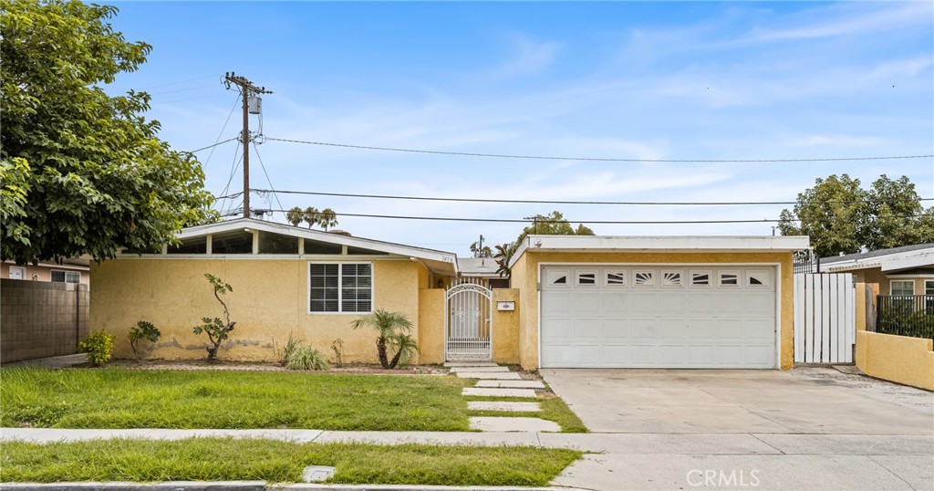 1414 W Frances Drive