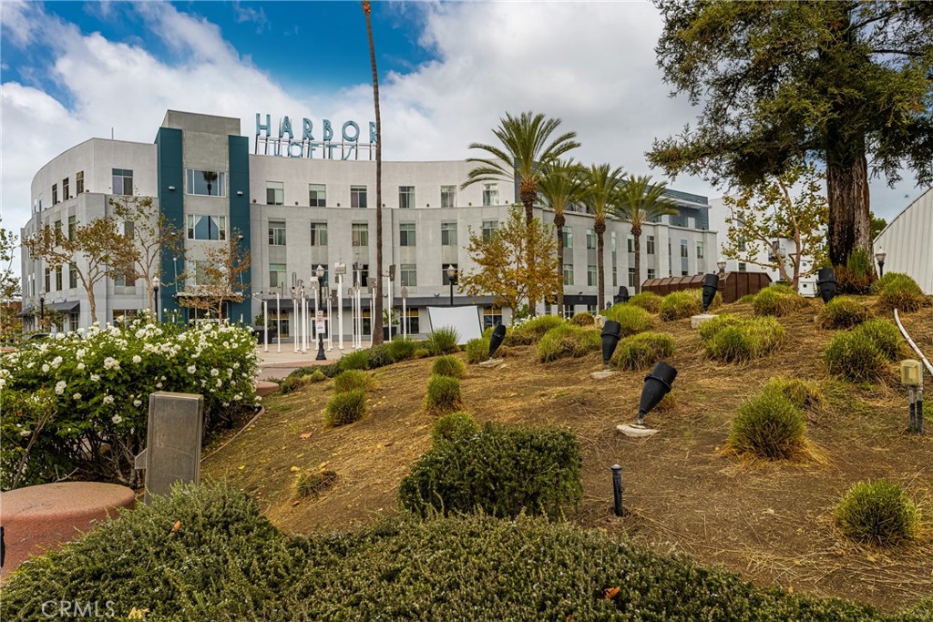 435 W Center Street Promenade 331