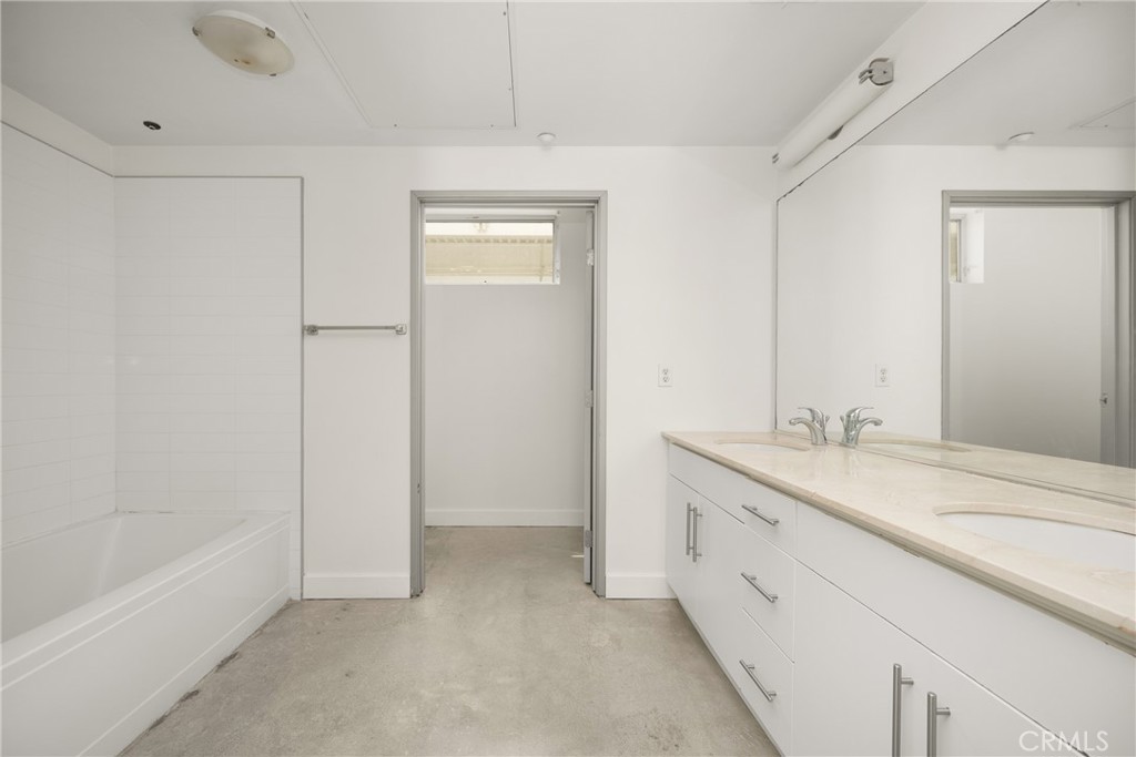 435 W Center Street Promenade 331