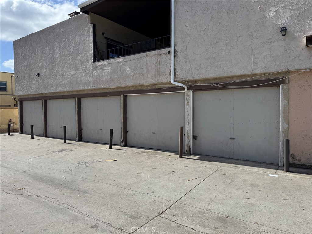 812 E Santa Ana Boulevard A-D